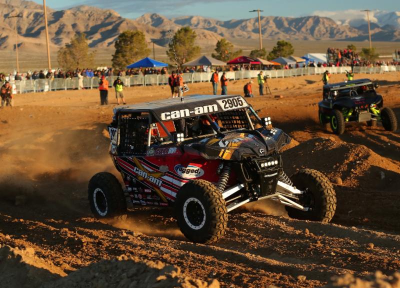 TP-supported racer Dave Martinez (Can-Am / Rugged Radios / Giant RV) won the UTV Unlimited class at the Mint 400 on ITP tires.