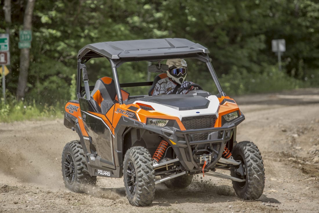 2016 Polaris General Dirt Commander tires